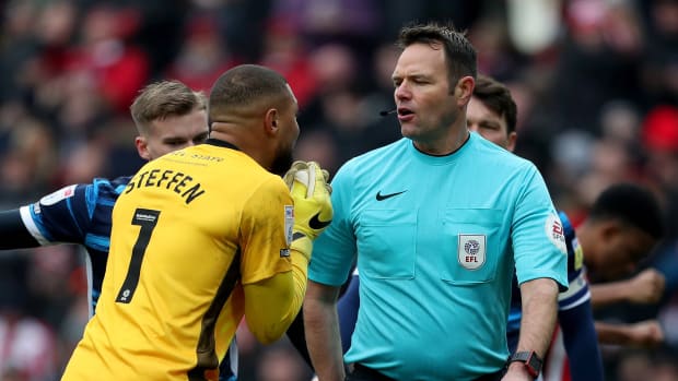 Middlesbrough red card Sunderland